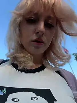 RonnieKiss' Live XXX Chat