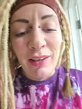 PinkTheHawk – Live XXX-chat