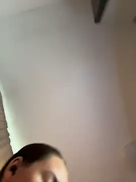 Lucy_doll22's Live XXX Chat
