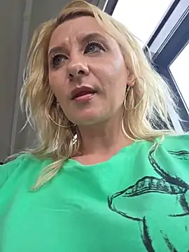 KaylinJan Live XXX Chat