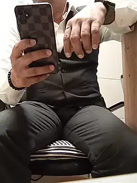 צ'אט XXX בשידור חי של RAINBOWONE