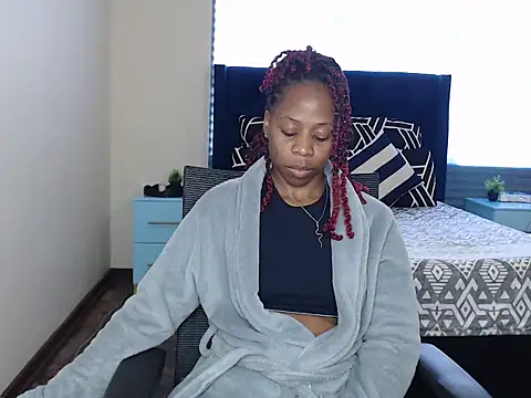 QUEENMANDYY's Live XXX Chat