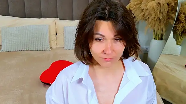 EdenSolis' Live XXX Chat