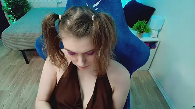 CranberryHot Chat XXX in diretta