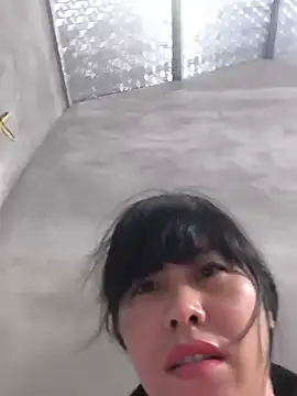 Czat XXX na żywo – juicy-milu