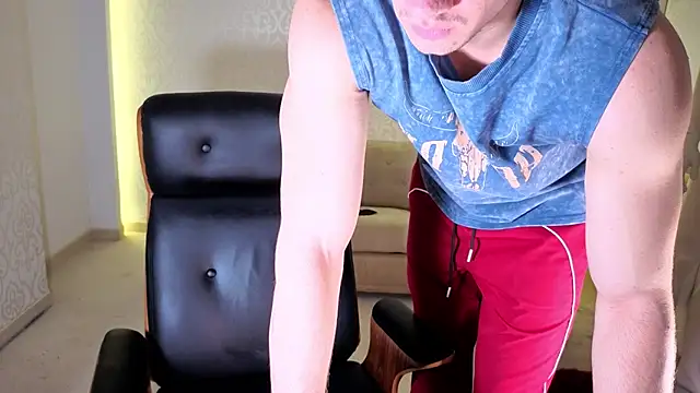 MaxKaiden Live XXX Chat