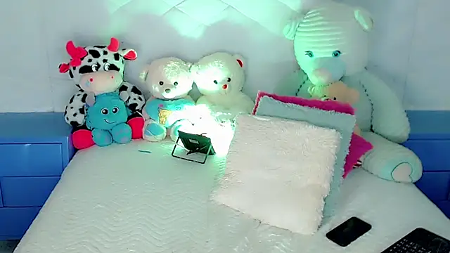 catriona_queen16 现场XXX聊天