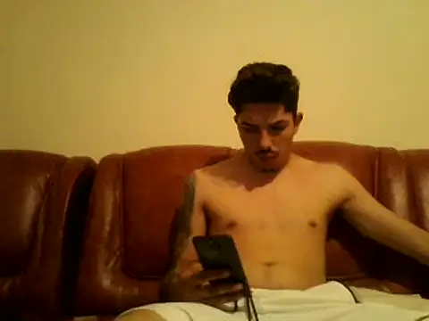 danbig01 élő XXX-chatje