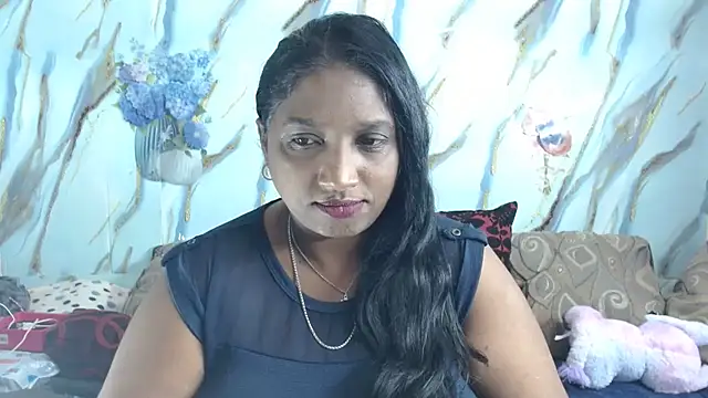 Indian_tracy Live XXX-chat