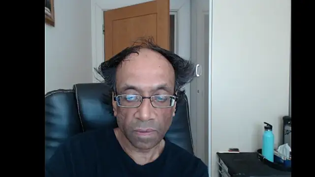 צ'אט XXX בשידור חי של rauncher1