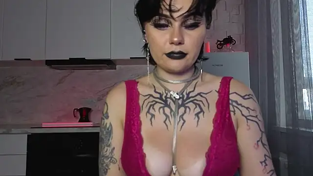 XXX chat uživo modela IntrigueYourDay
