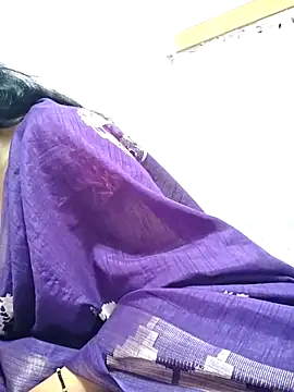 Priyaji7575 现场XXX聊天
