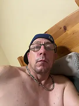 Chatroom XXX en direct de Dicklegend2245