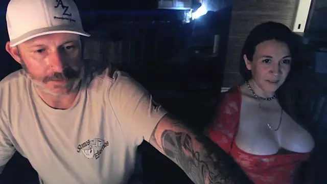 XXX chat uživo modela NightshiftLove