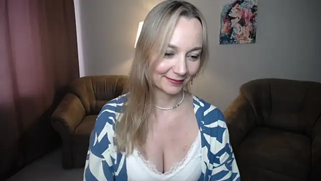 Chat +18 de Ava_Elior ao vivo