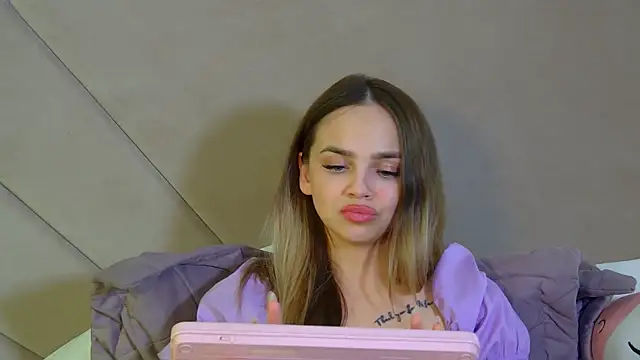 צ'אט XXX בשידור חי של AnitaVenture