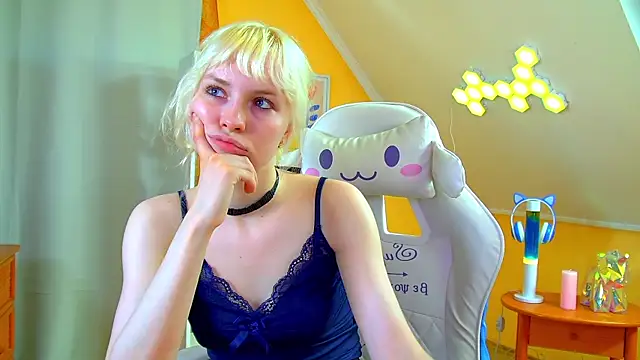 دردشة HannahHollis الجنسية المباشرة
