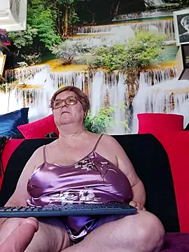 QueenPammy1 라이브 XXX 채팅