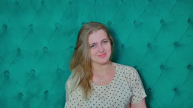 Chatroom XXX en direct de EllaBells