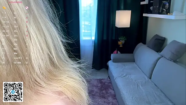 TulaHilstn Live XXX chat