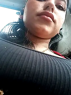 Naomy_Gomez_ Obrolan Langsung XXX