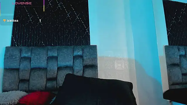 צ'אט XXX בשידור חי של Liamsubtle01