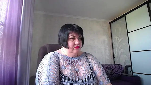 XXX chat uživo modela AlluringCurves