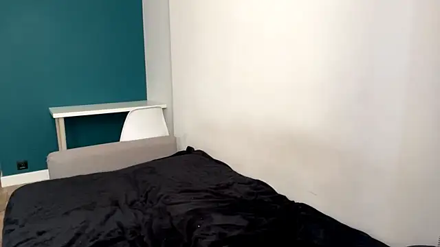 AmbientInvalid Adlı Modelin Canlı XXX Sohbeti
