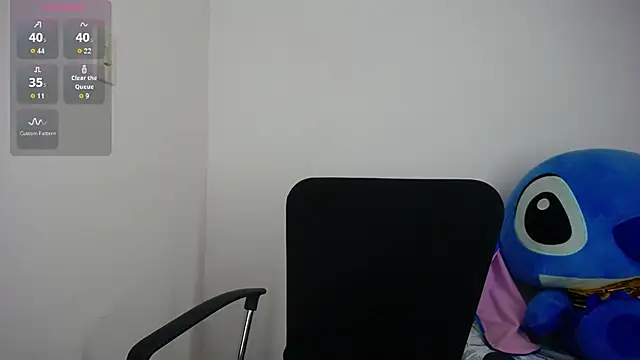 LauraSofia_Cam 现场XXX聊天