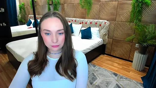 TrueReincarnation's Live XXX Chat