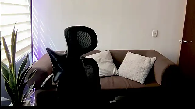 XXX chat uživo modela Rob_fab