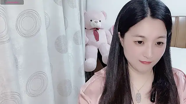 D-Misslu 现场XXX聊天