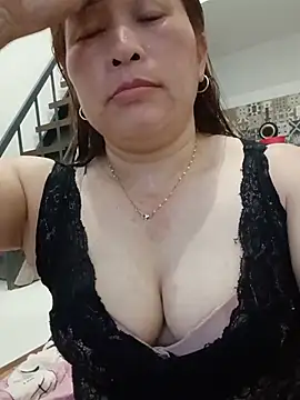 FlowerSexy95's Live XXX Chat