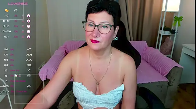 Chatroom XXX en direct de JennyMons