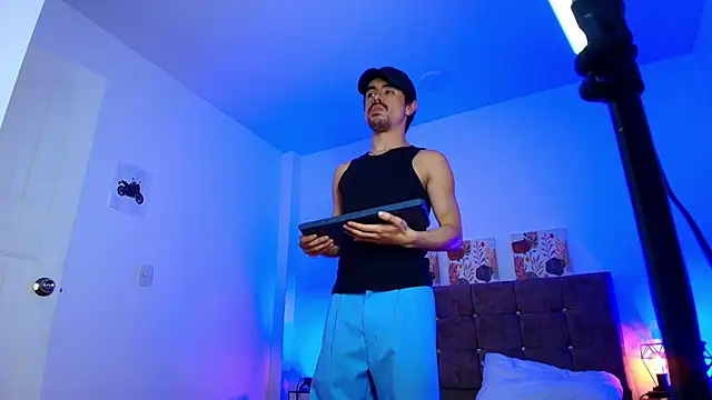 Ethan_Briggs_ লাইভ XXX চ্যাট
