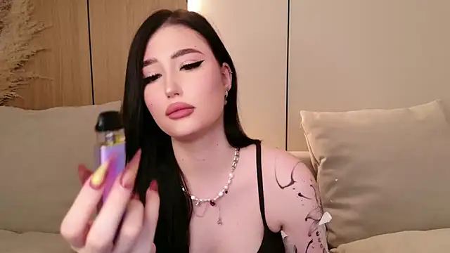 EmmaLawrens 现场XXX聊天