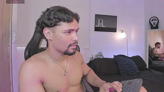 Chatroom XXX en direct de justin_lenox