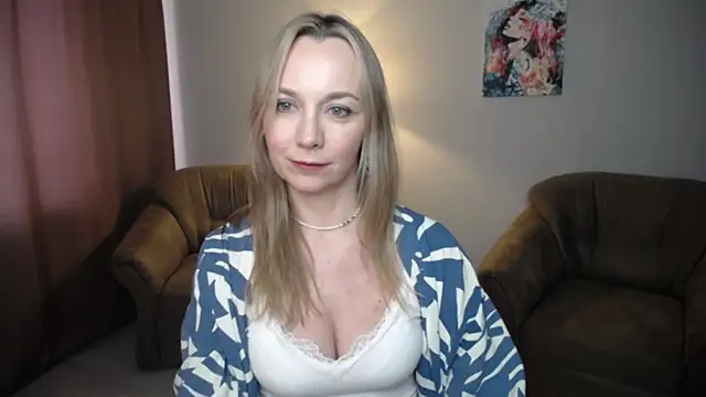 Ava_Elior Chat XXX in diretta