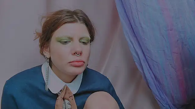 Онлайн чат XXX VivienDarkbloom
