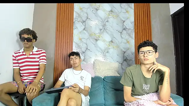 Živý XXX chat VERY_HOT_GUYS