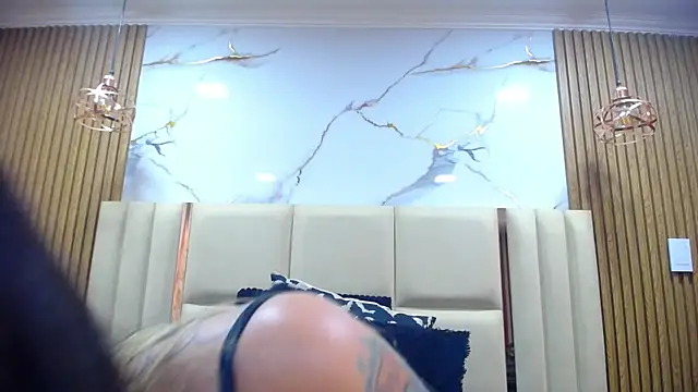 Naughty_Kittenm's Live XXX Chat
