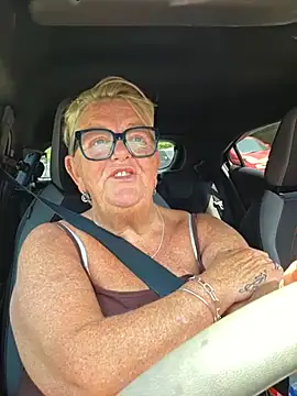 Czat XXX na żywo – BridgetBlueEyes