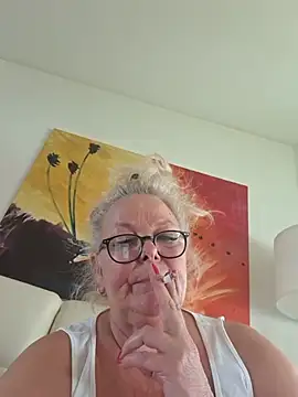 HotSilli152 Chat XXX in diretta