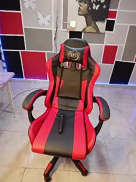 צ'אט XXX בשידור חי של Katt_99