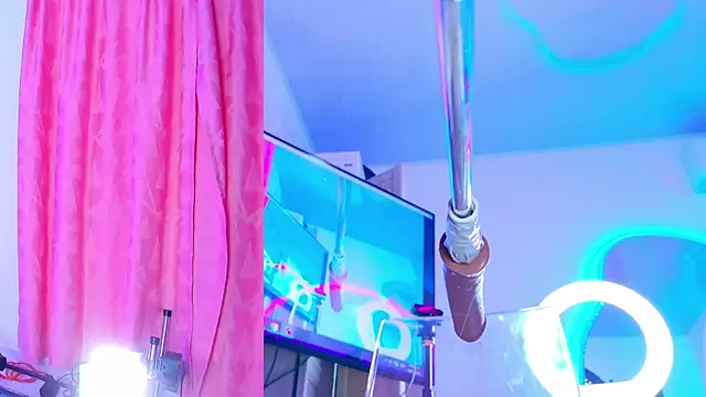 NathaxaLeans XXX чат на живо