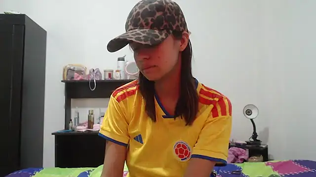 nathaly_jones_のライブXXXチャット