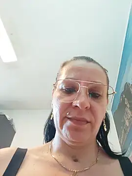 XXX chat uživo modela SugarDiamonds