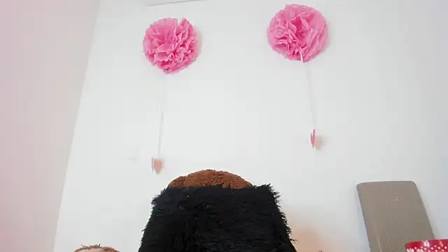 Chatroom XXX en direct de DarkieSweet