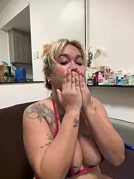 Chatroom XXX en direct de queenmia__ph