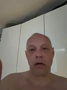 Jaropol: απευθείας συνομιλία ΧΧΧ
